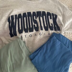 Gray Woodstock Georgia T-Shirt with Blue and Green Leggings
